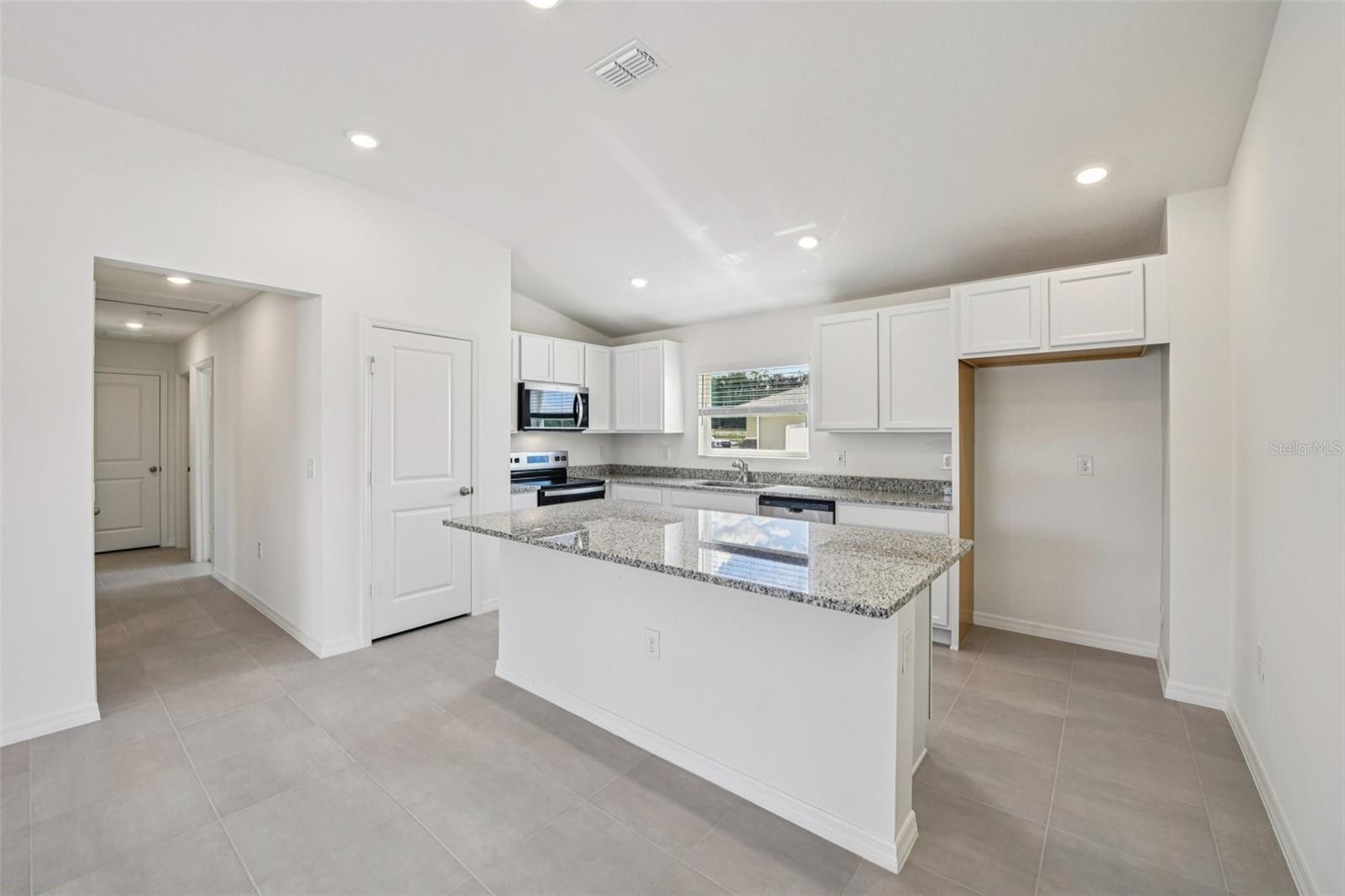20404 LAVENDER BLOOM LOOP, MOUNT DORA, FL — photo 12