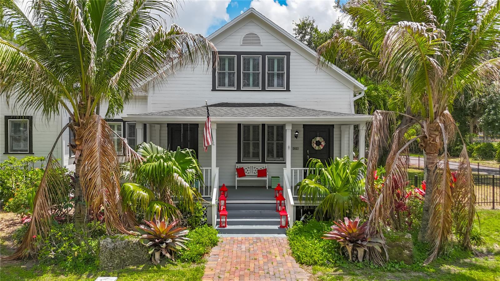 3621 1ST AVE W, BRADENTON, FL — photo 2