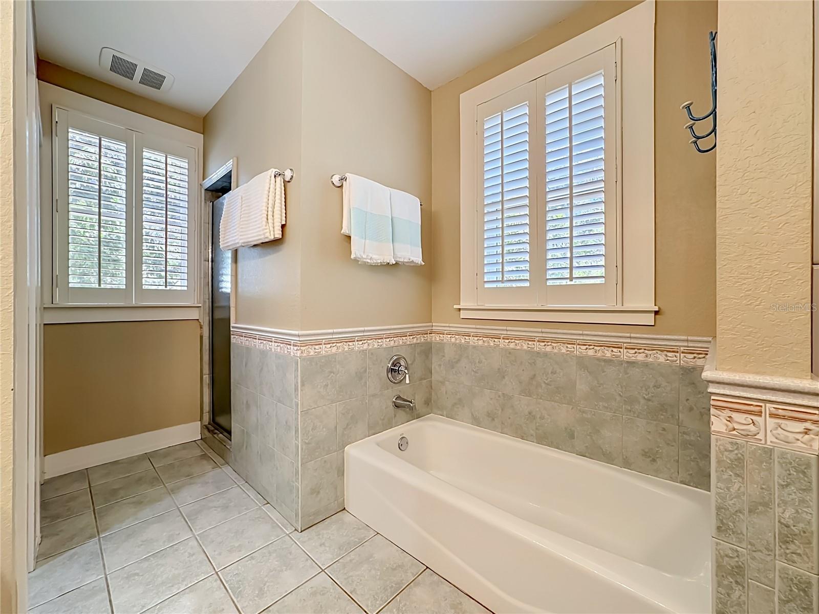 3621 1ST AVE W, BRADENTON, FL — photo 40