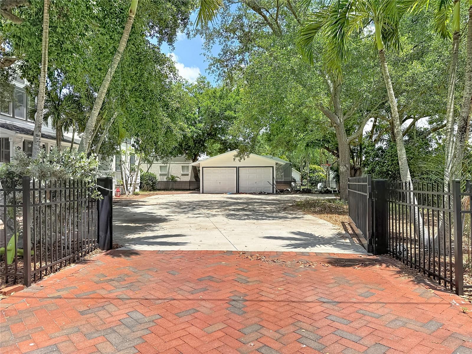 3621 1ST AVE W, BRADENTON, FL — photo 68