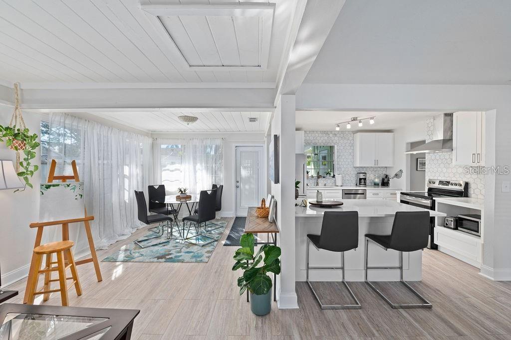 2676 MARTIN ST, SARASOTA, FL — photo 13