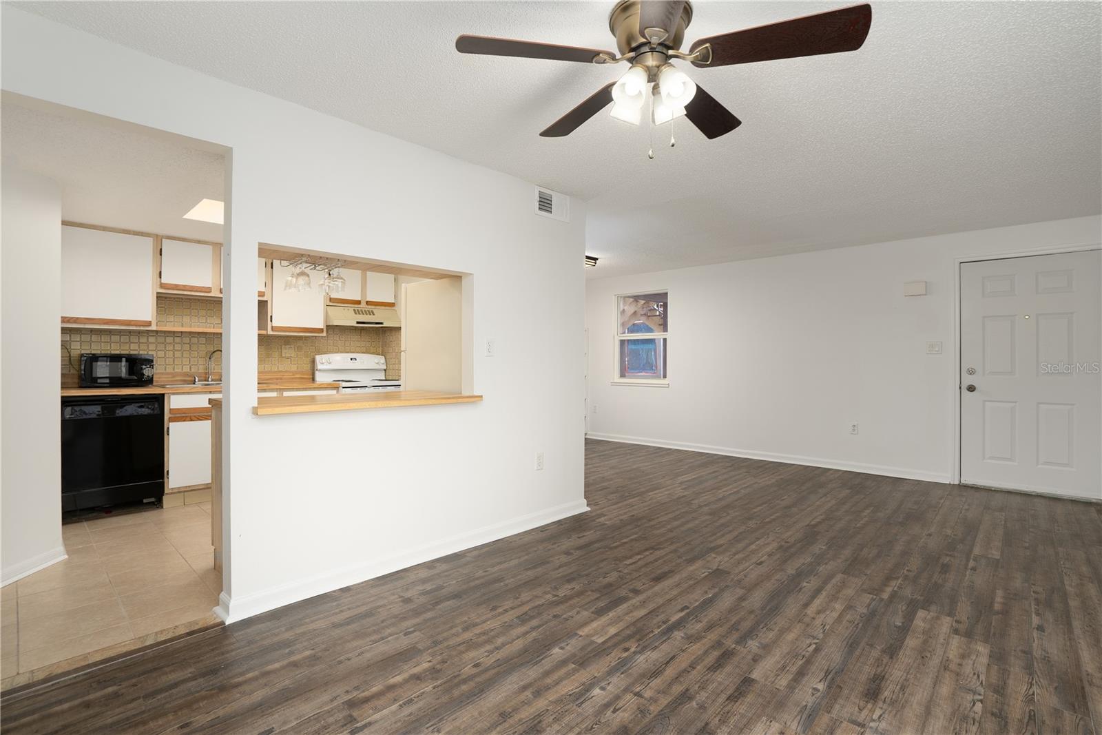 22291 WESTCHESTER BLVD #301, PORT CHARLOTTE, FL — photo 2