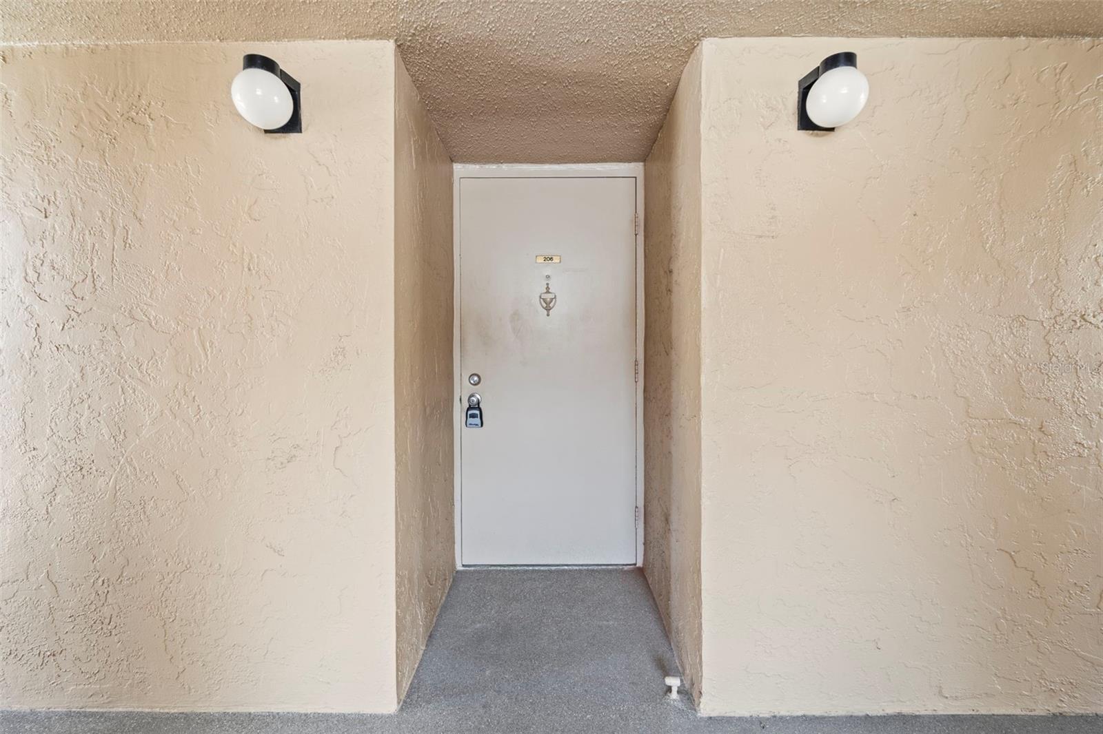 2617 COVE CAY DR #206, CLEARWATER, FL — photo 2