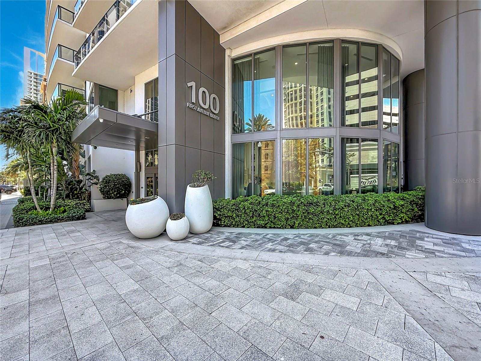 100 1ST AVE N #1106, ST PETERSBURG, FL