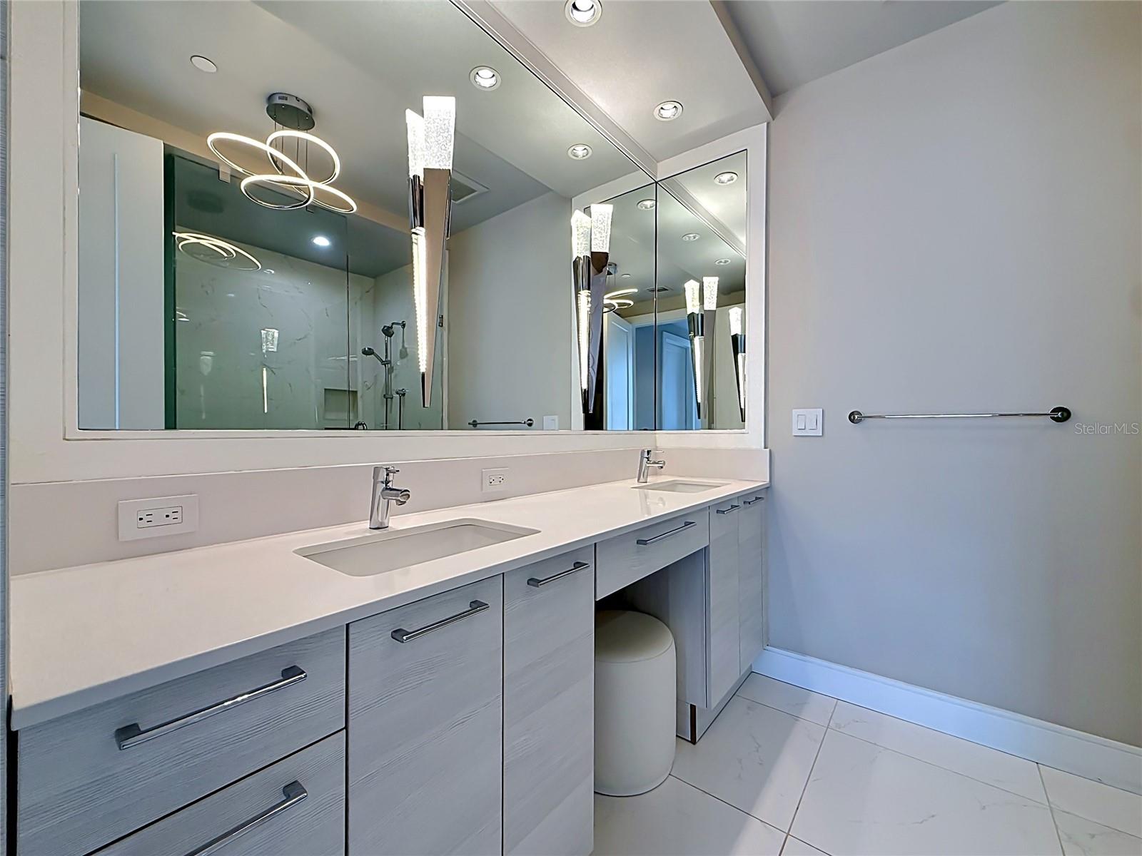 100 1ST AVE N #1106, ST PETERSBURG, FL — photo 21