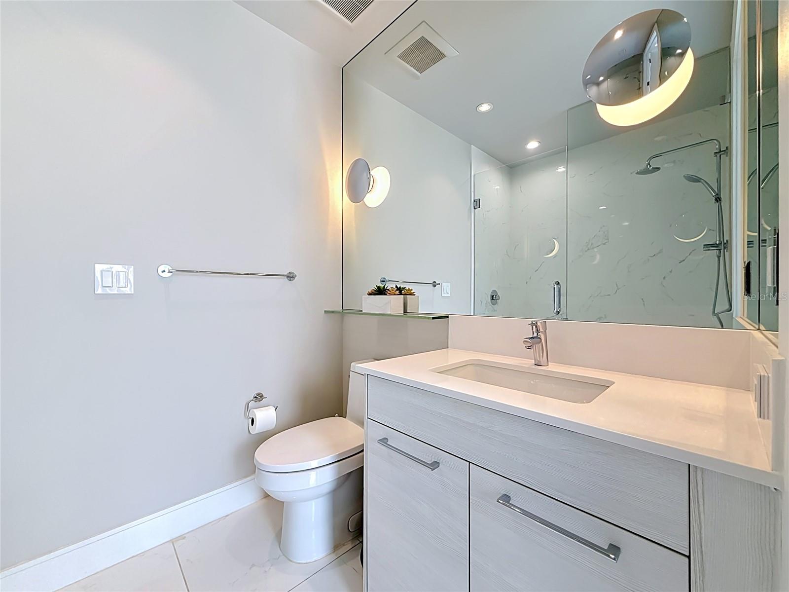 100 1ST AVE N #1106, ST PETERSBURG, FL — photo 26