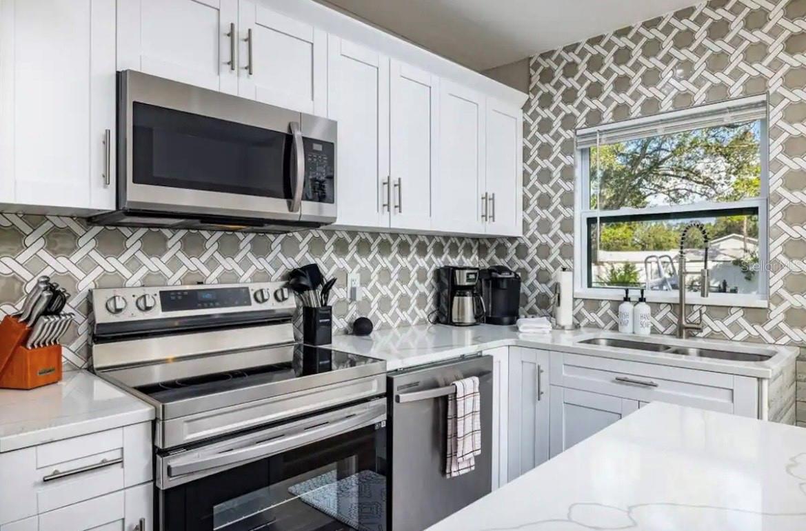 1000 8TH AVE SW, LARGO, FL — photo 3
