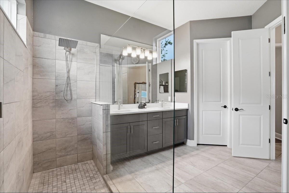 13712 OLD CREEK CT, PARRISH, FL — photo 28