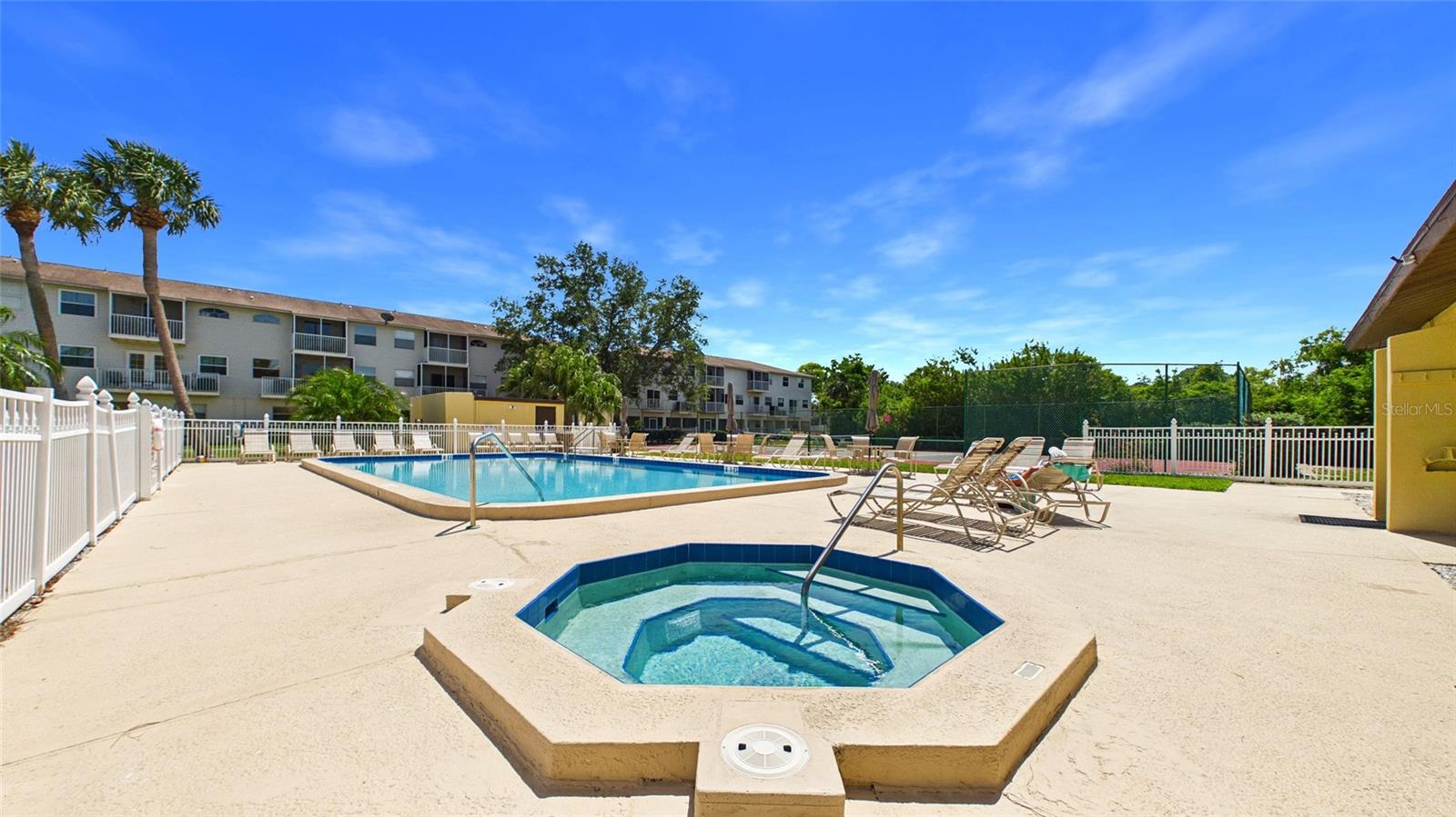 5775 PARK ST N #410, ST PETERSBURG, FL — photo 38