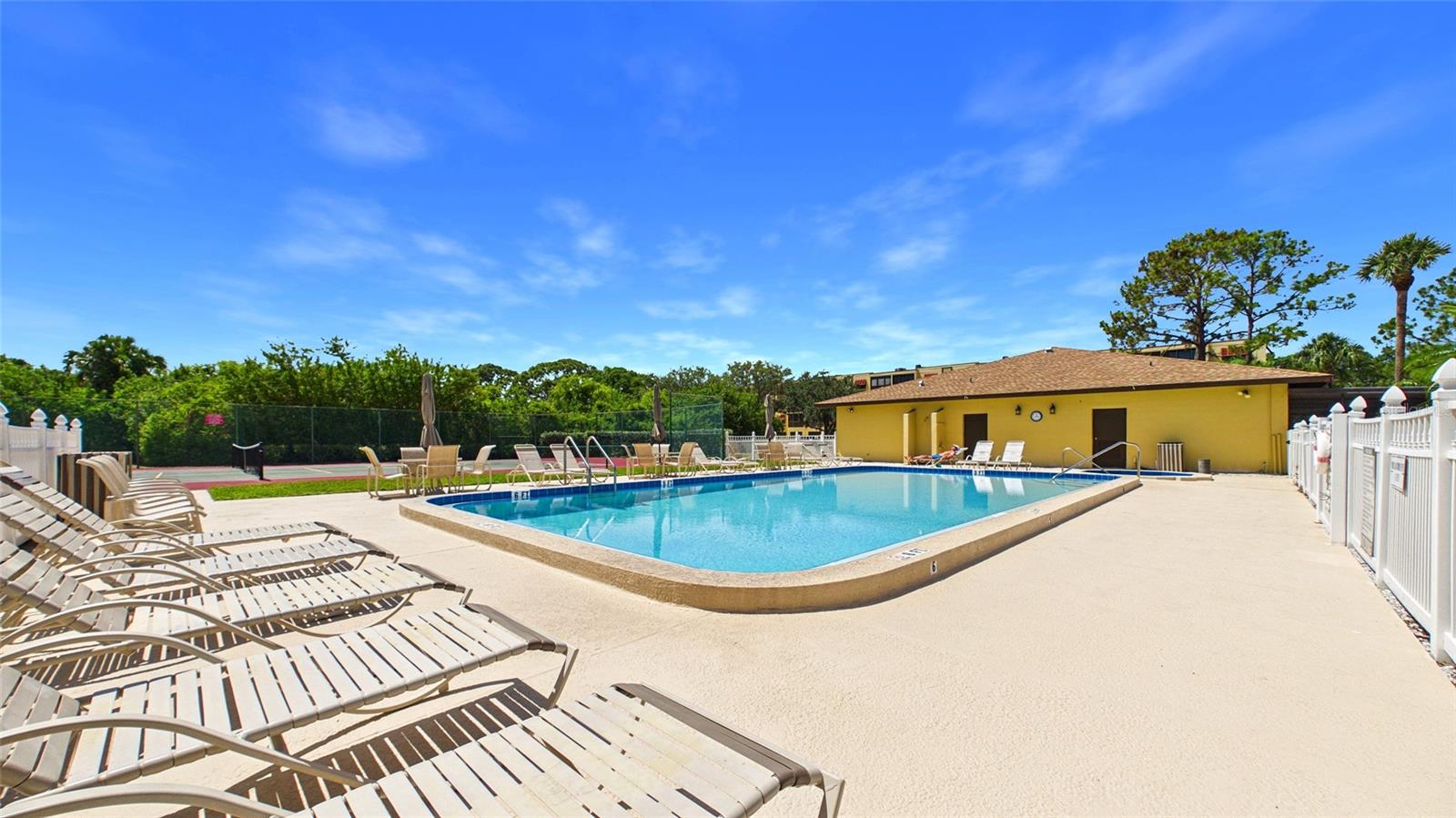 5775 PARK ST N #410, ST PETERSBURG, FL — photo 39