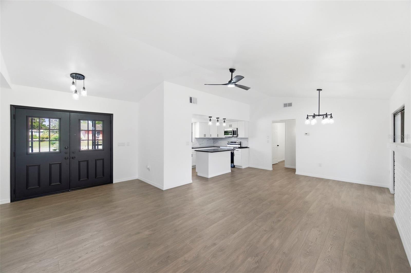 7457 GALLOWAY RD, WEEKI WACHEE, FL — photo 11