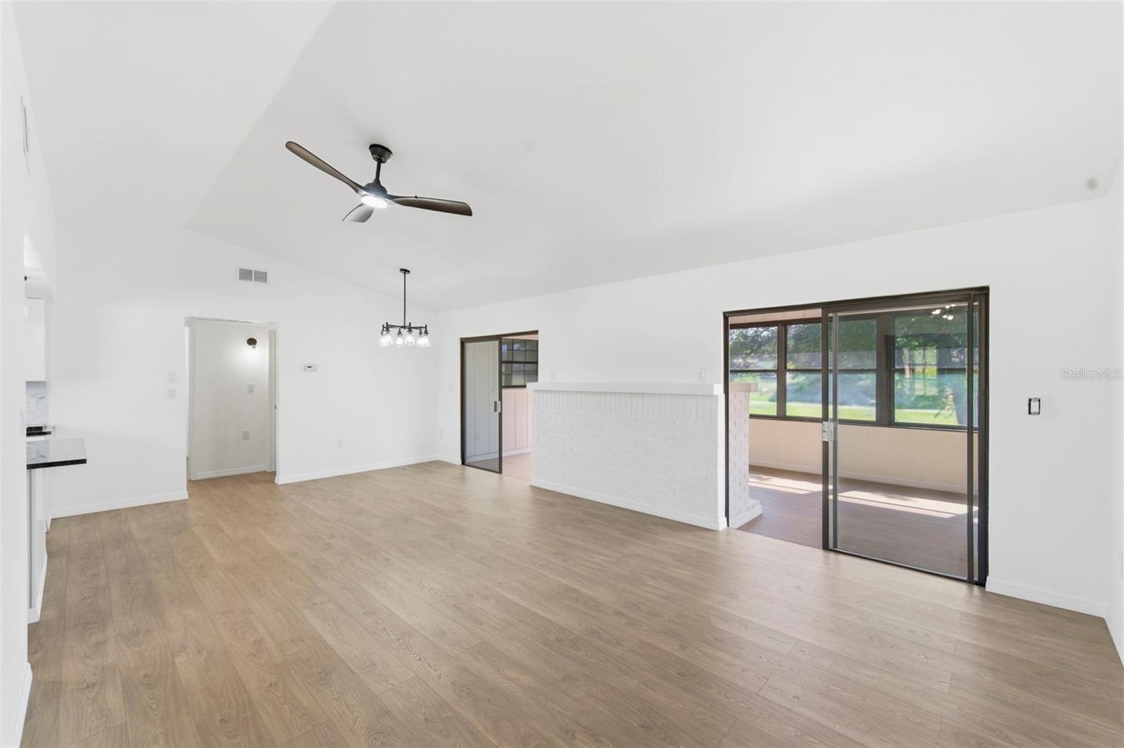 7457 GALLOWAY RD, WEEKI WACHEE, FL — photo 14