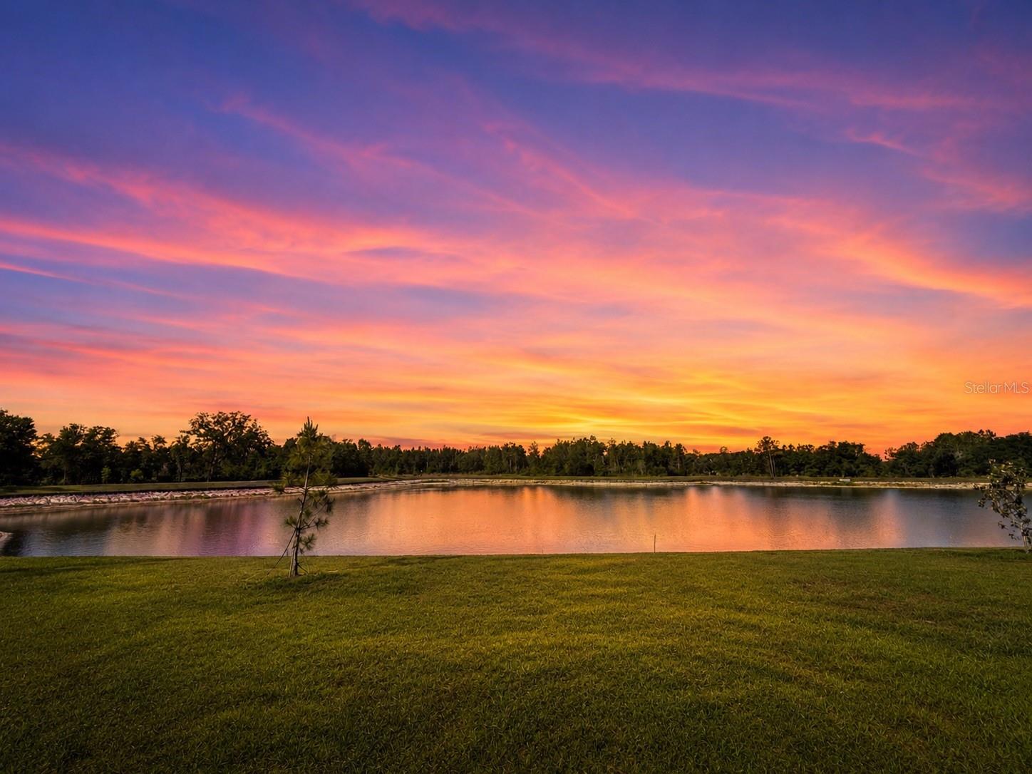 35710 KINSEY PT, ZEPHYRHILLS, FL — photo 2
