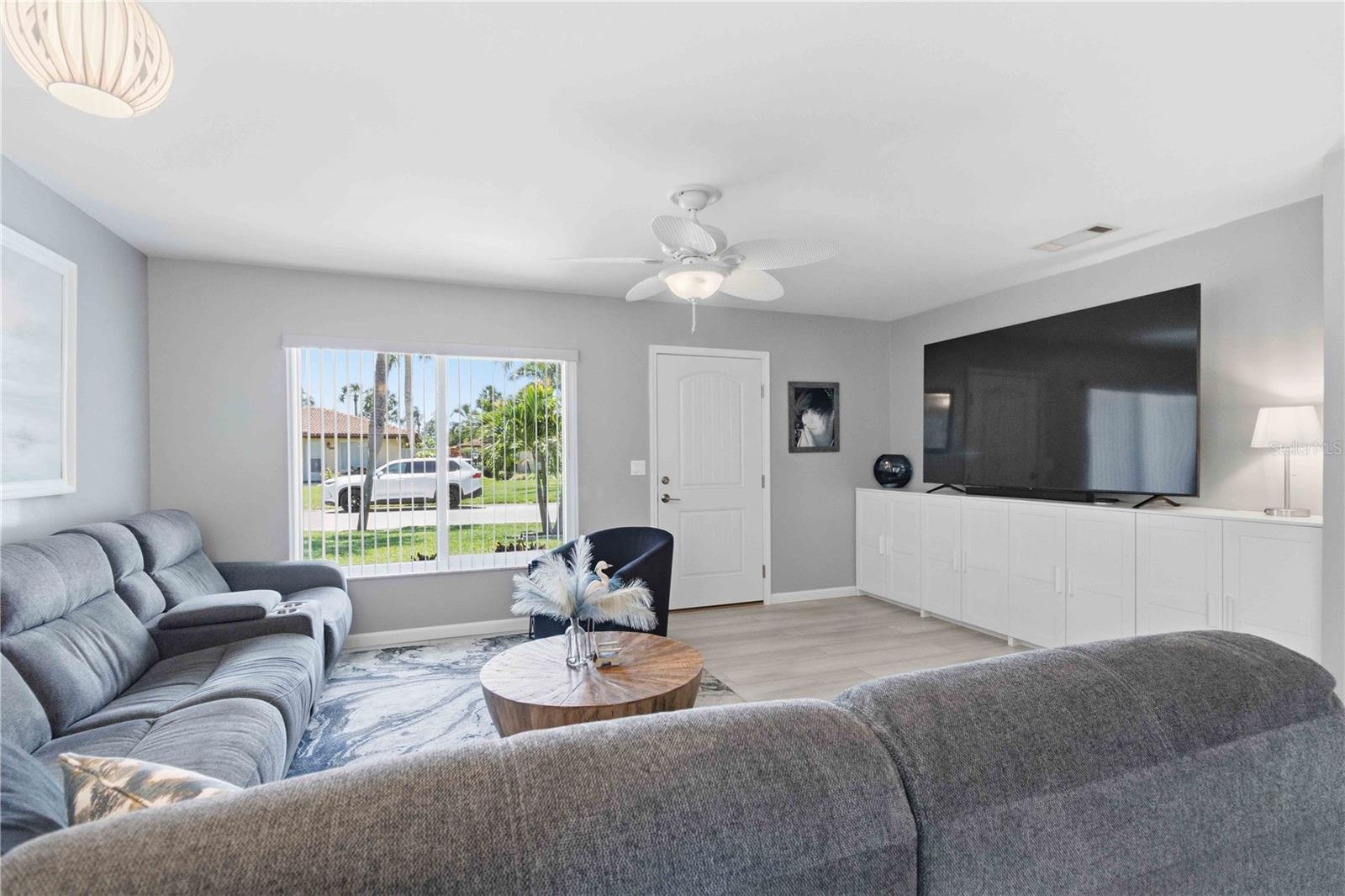 3303 CAMBRIDGE AVE, BRADENTON, FL — photo 9