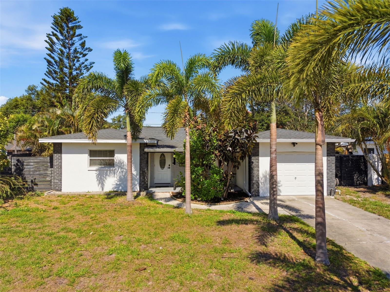 2150 76TH ST N, ST PETERSBURG, FL — photo 39