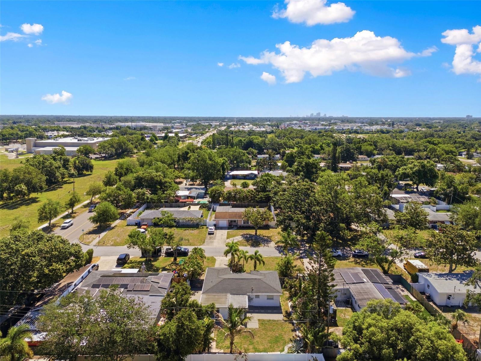2150 76TH ST N, ST PETERSBURG, FL — photo 44