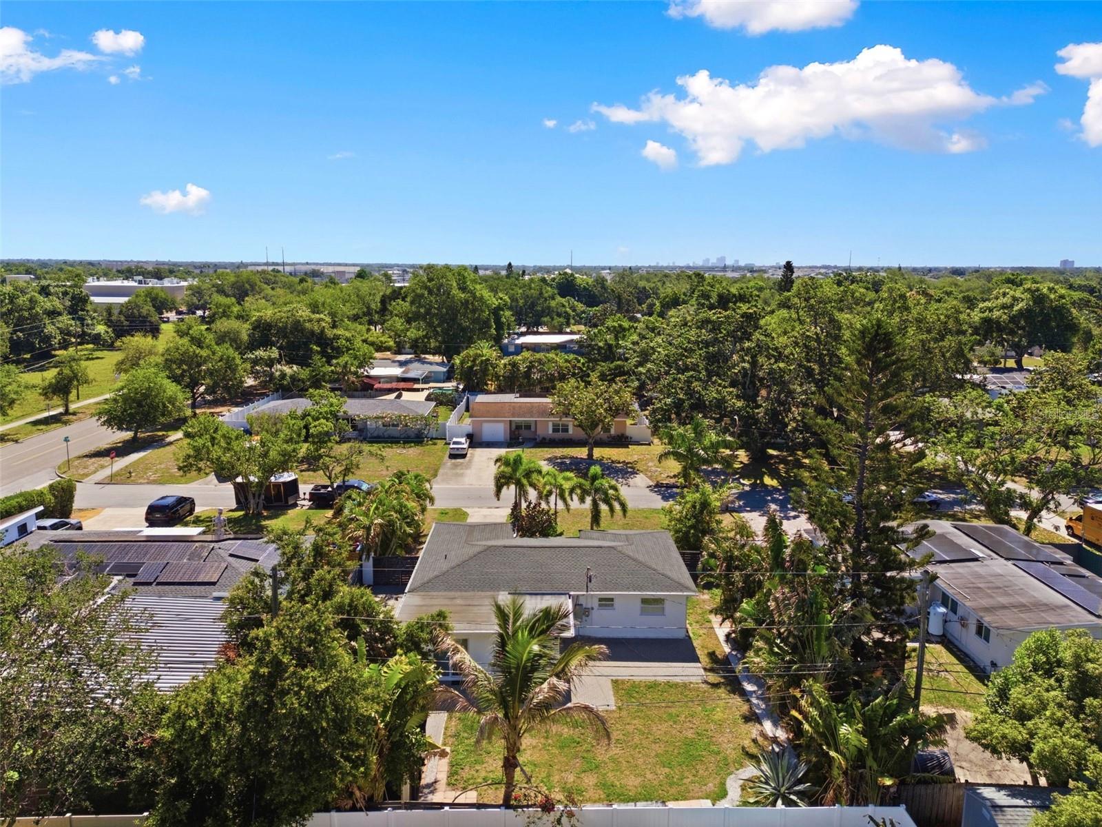 2150 76TH ST N, ST PETERSBURG, FL — photo 45
