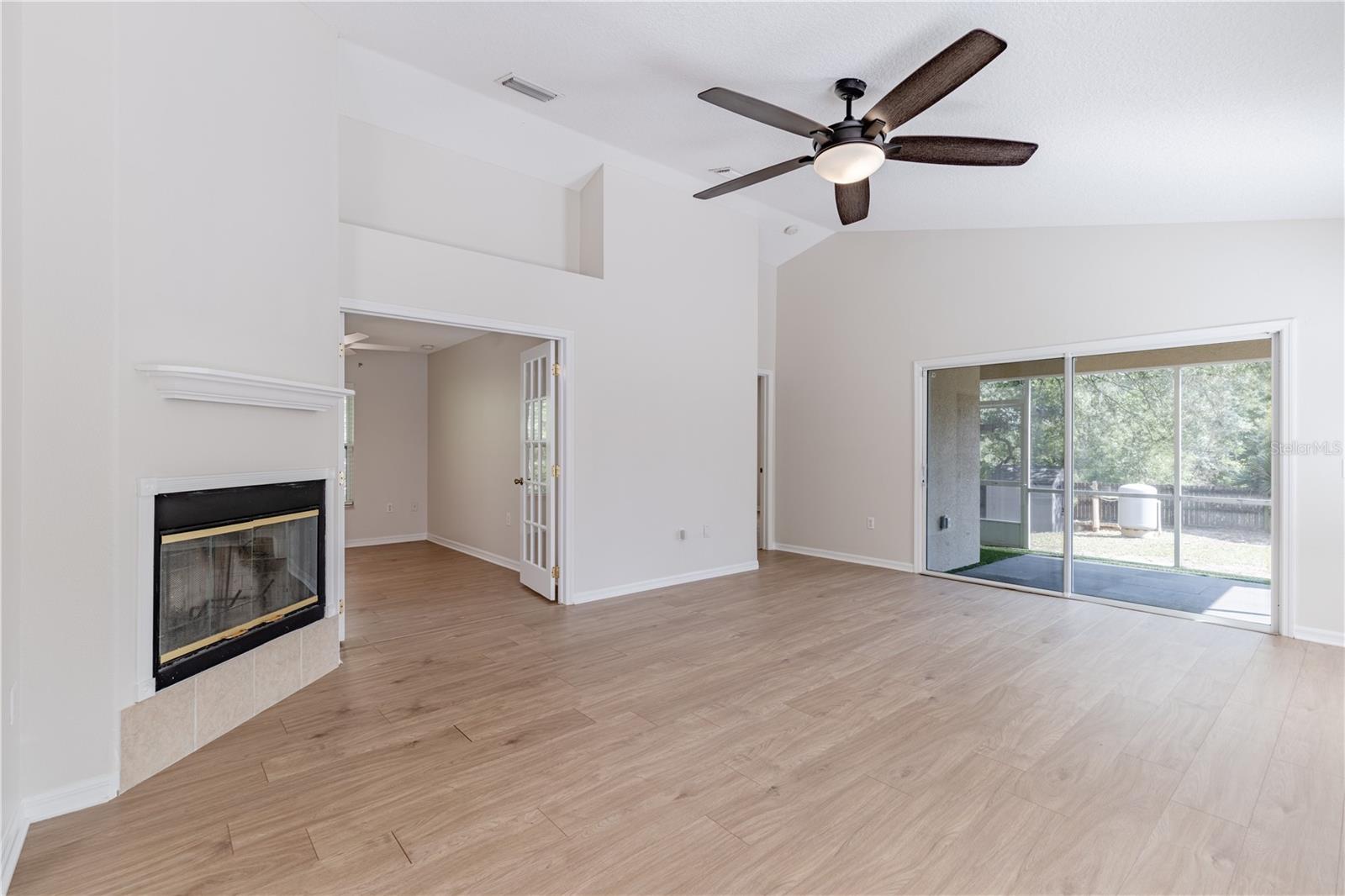 31080 LOCHMORE CIR, SORRENTO, FL — photo 26