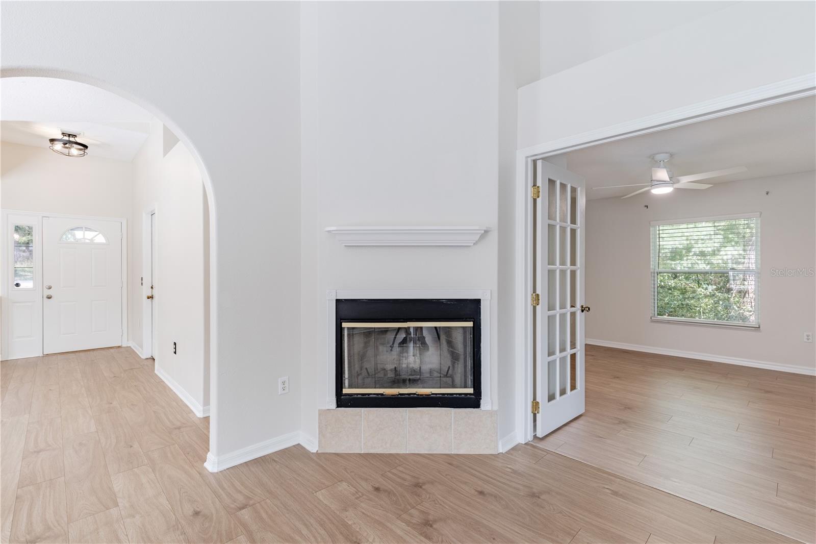 31080 LOCHMORE CIR, SORRENTO, FL — photo 29