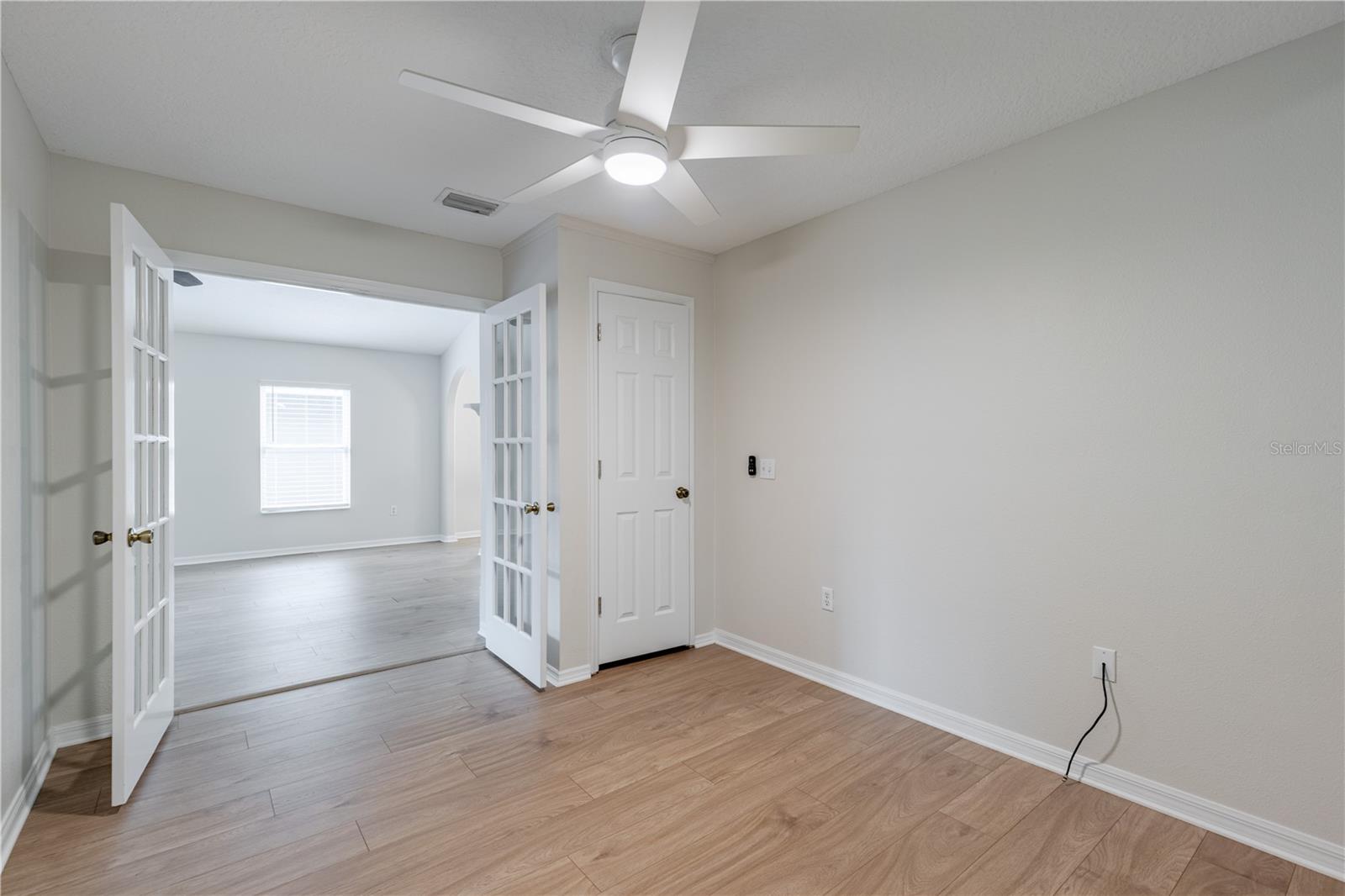 31080 LOCHMORE CIR, SORRENTO, FL — photo 34