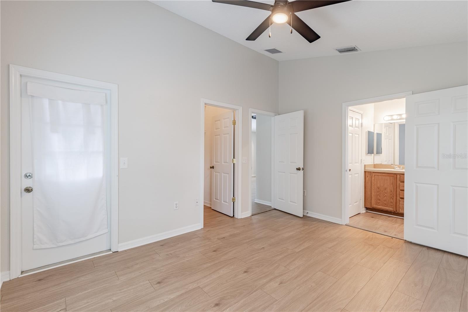 31080 LOCHMORE CIR, SORRENTO, FL — photo 38