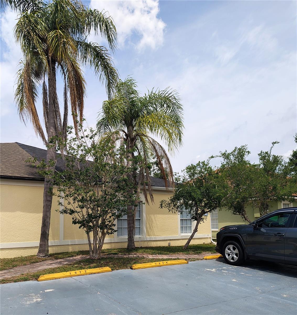 1074 UNIVERSAL REST PL, KISSIMMEE, FL — photo 5