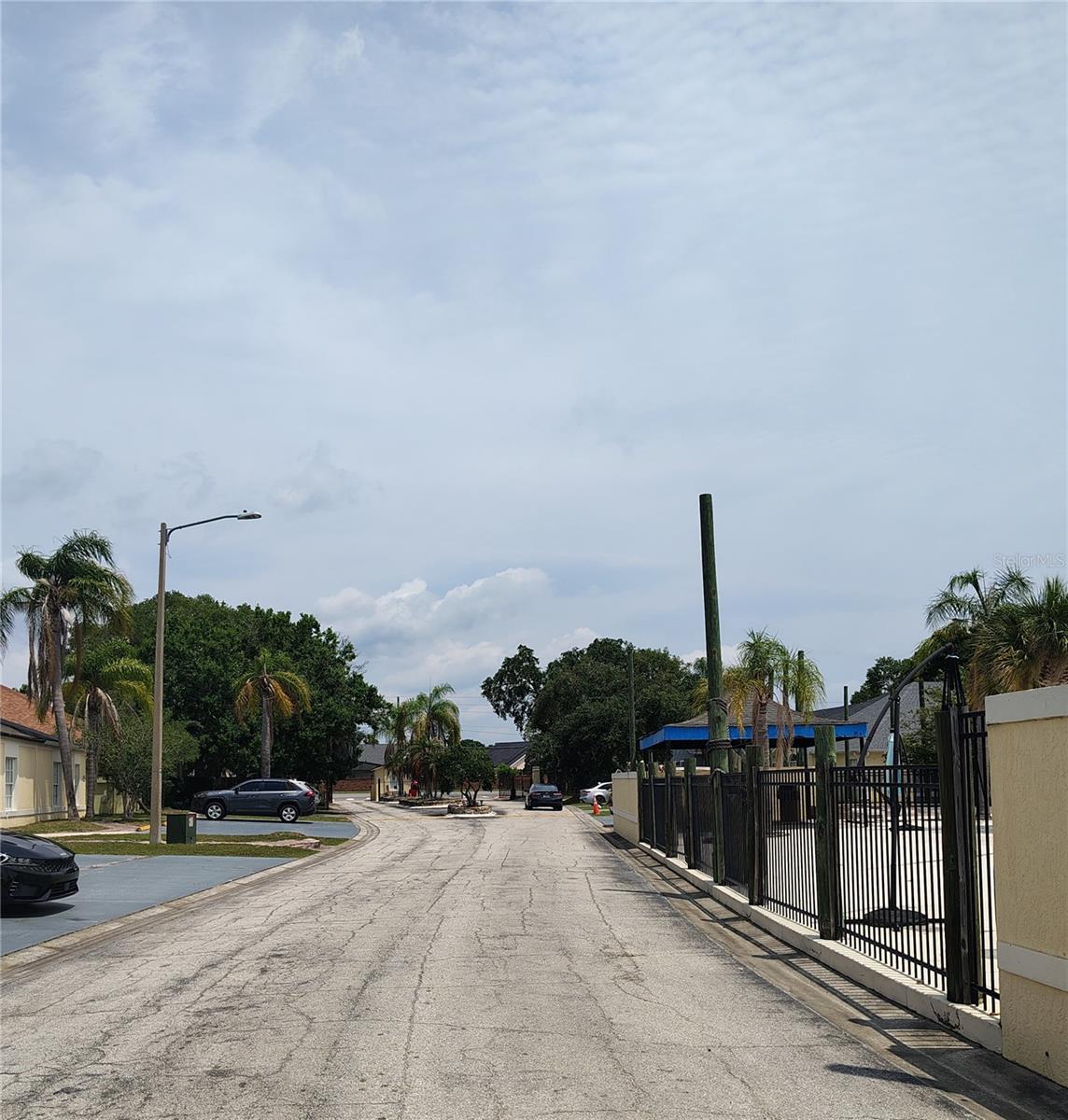 1074 UNIVERSAL REST PL, KISSIMMEE, FL — photo 29