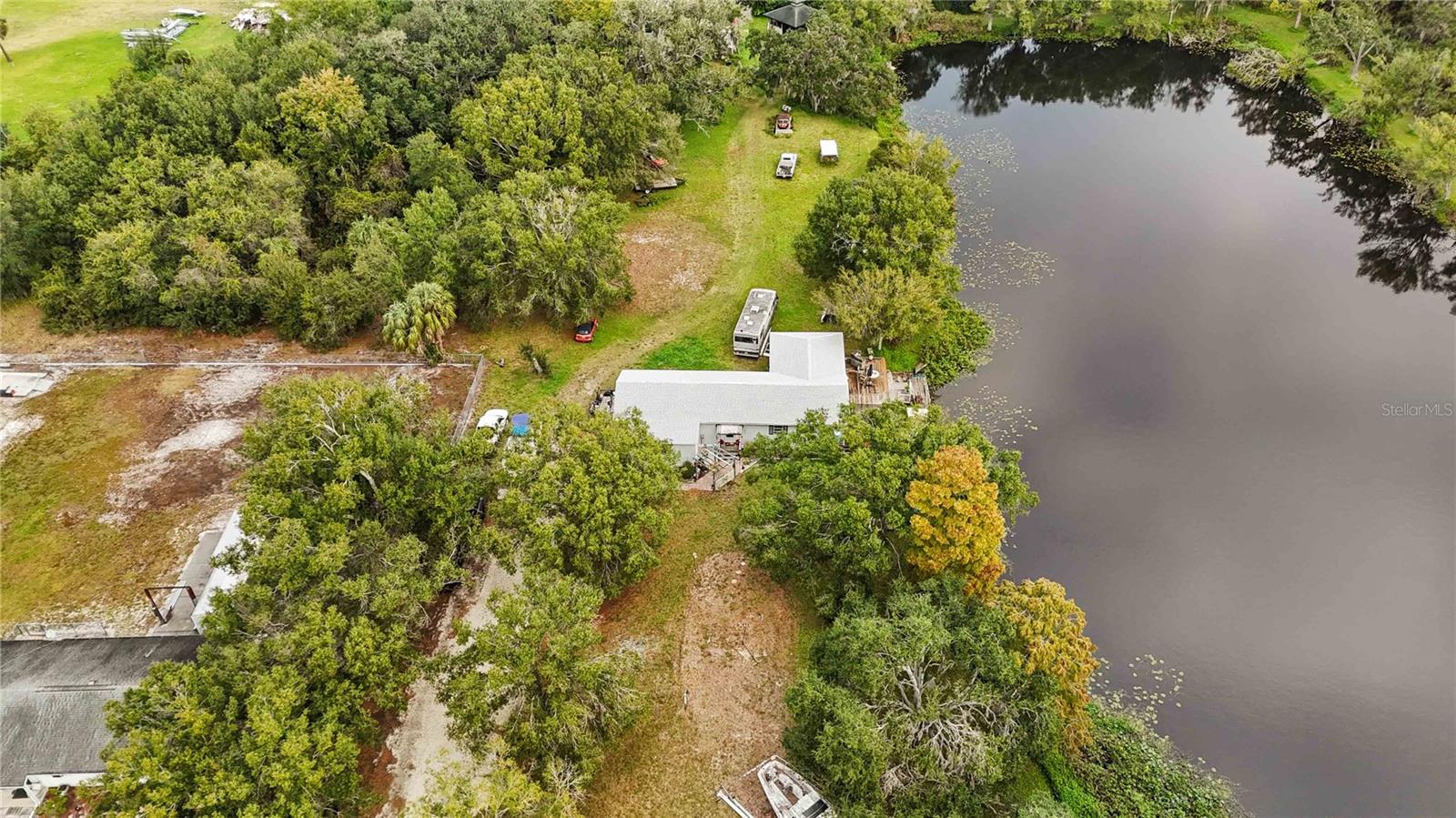 8011 41ST AVE E, BRADENTON, FL — photo 2