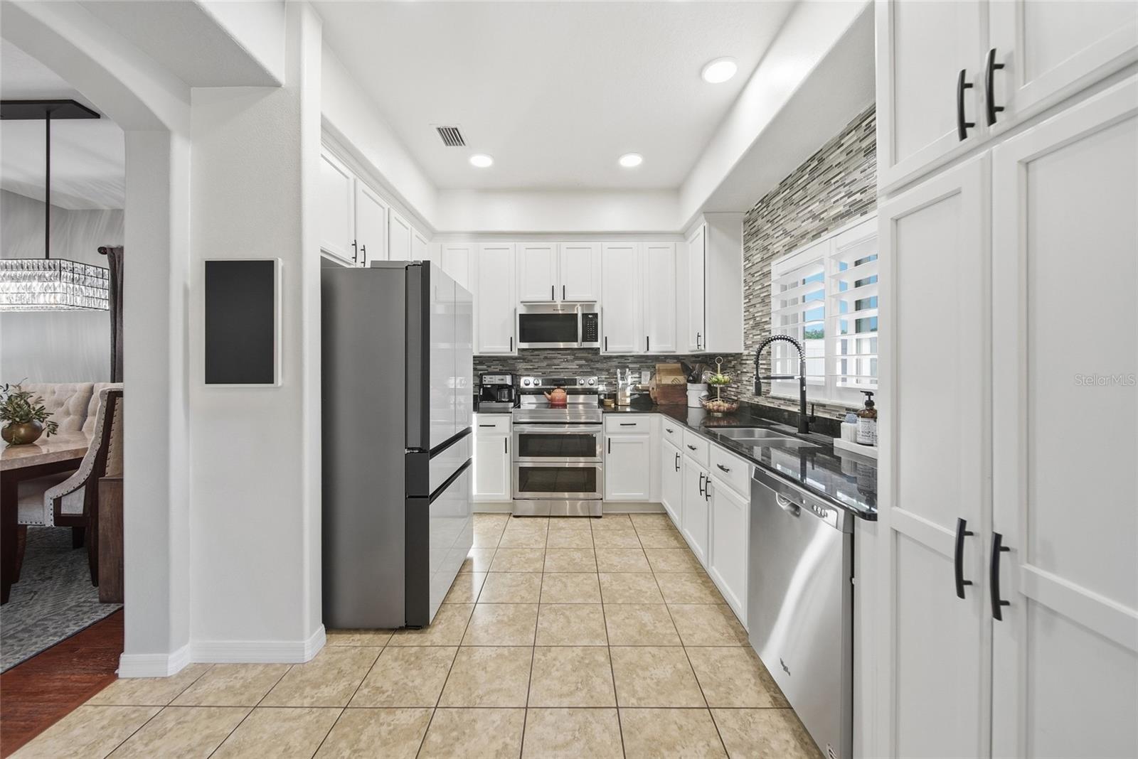 18133 BAHAMA BAY DR, TAMPA, FL — photo 22