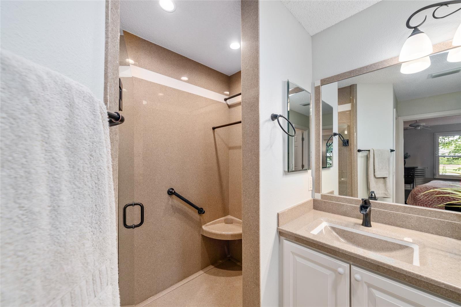 991 BARRYMOORE LOOP, THE VILLAGES, FL — photo 14
