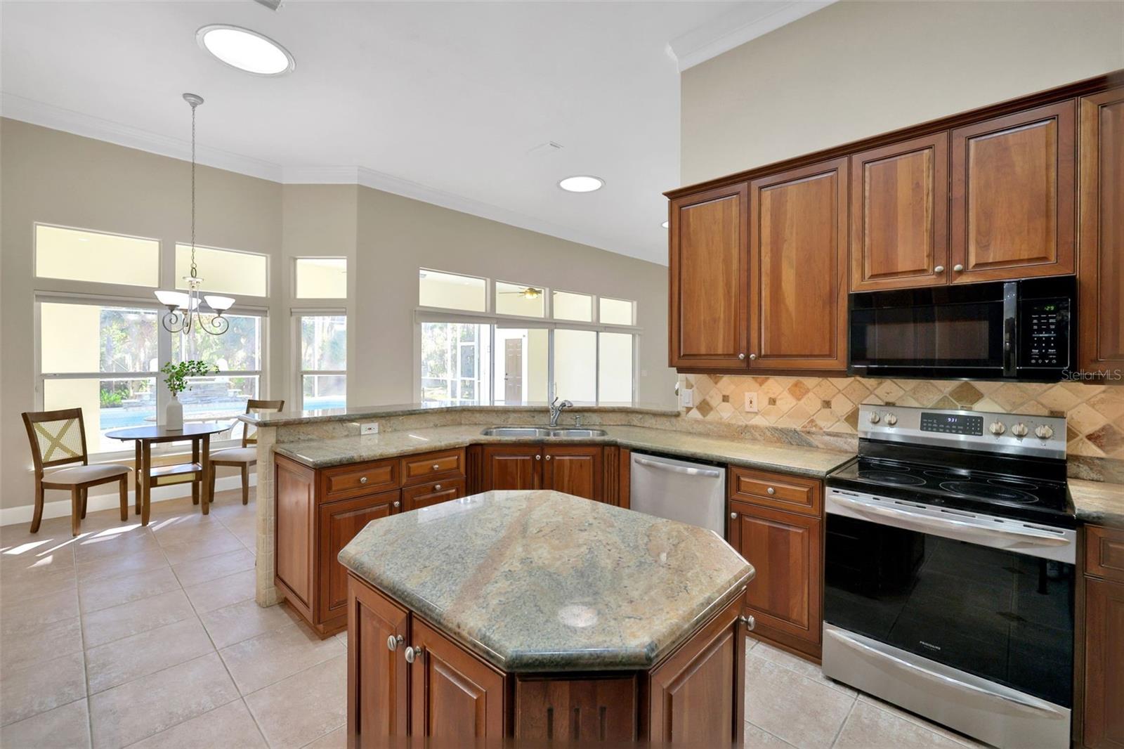 11 CYPRESS HOLLOW LN, ORMOND BEACH, FL — photo 16