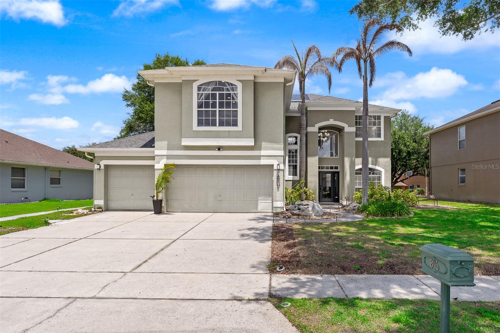 816 LANCER CIR, OCOEE, FL