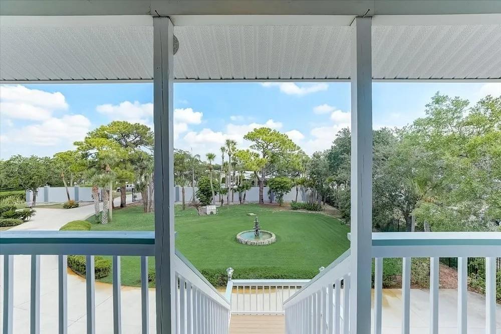 2424 BAY DR, BRADENTON, FL — photo 20