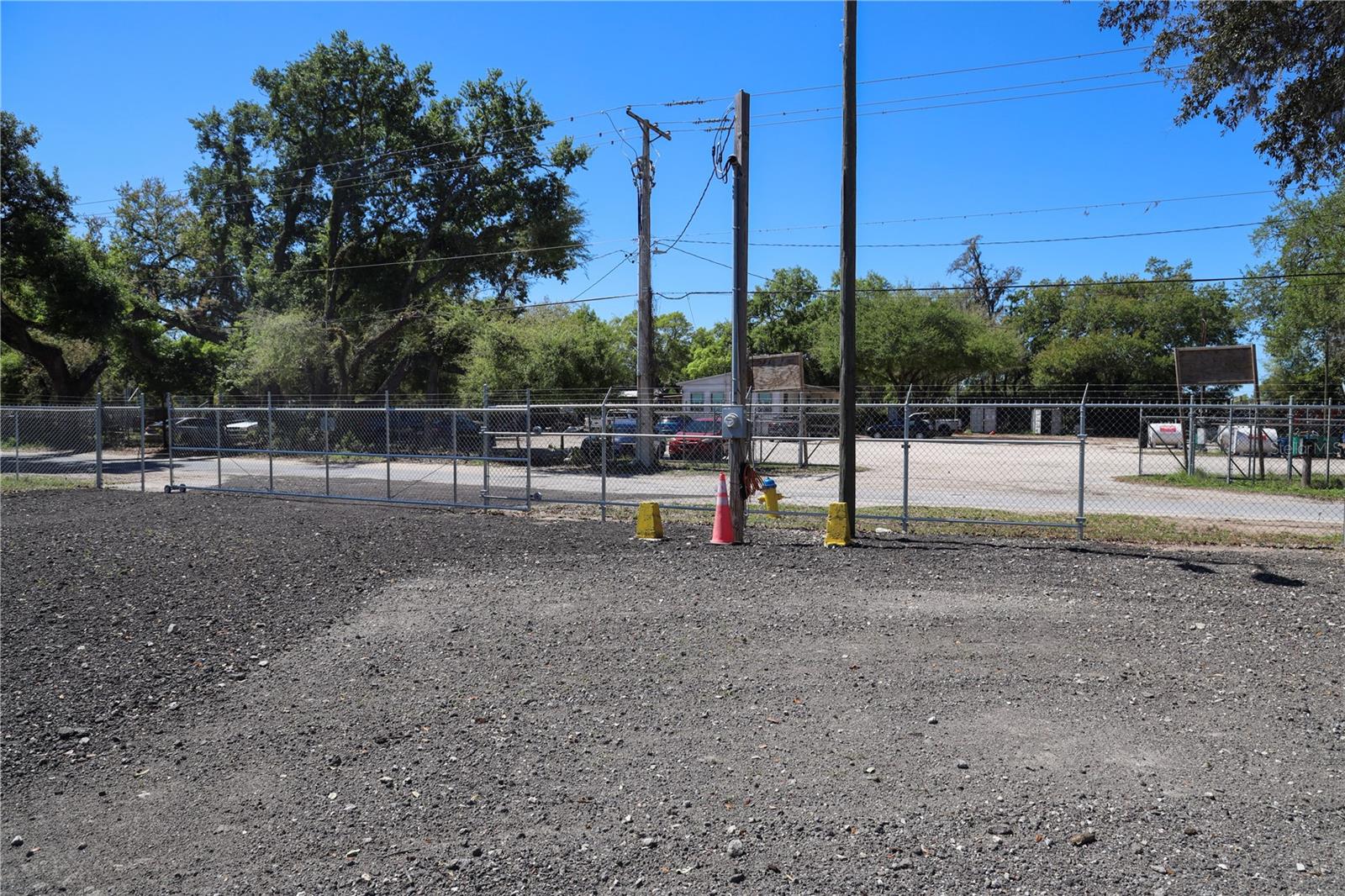 11703 N US 301 HWY, THONOTOSASSA, FL — photo 21