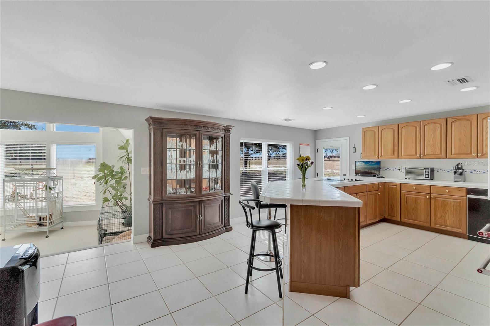 16131 JOHNS LAKE RD, CLERMONT, FL — photo 9