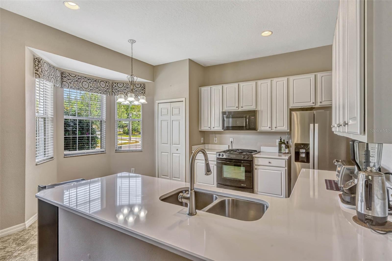 115 CRESCENT MOON DR, GROVELAND, FL — photo 8