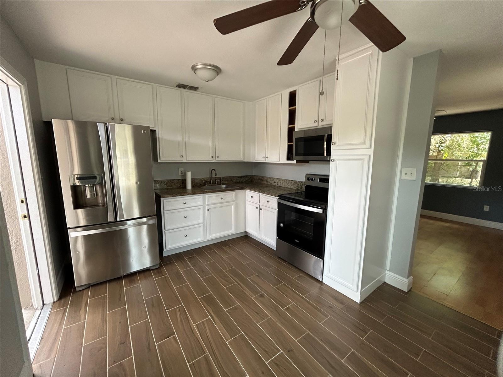 7423 SE 226TH TER, HAWTHORNE, FL — photo 8