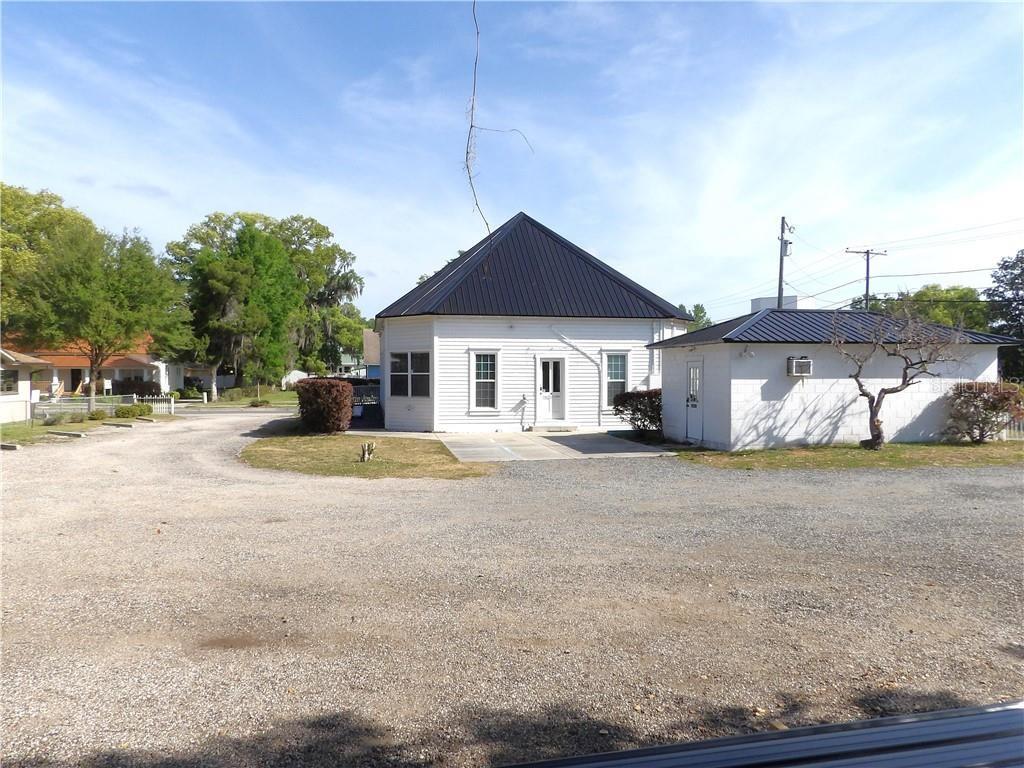 401 TOMPKINS ST, INVERNESS, FL — photo 23
