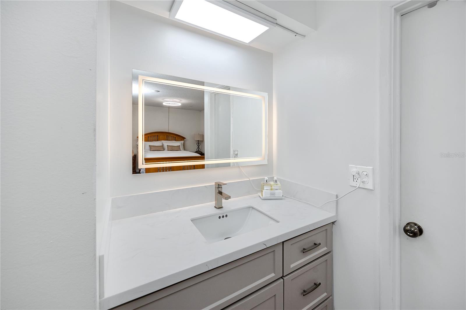 2207 BELLEAIR RD #B30, CLEARWATER, FL — photo 17