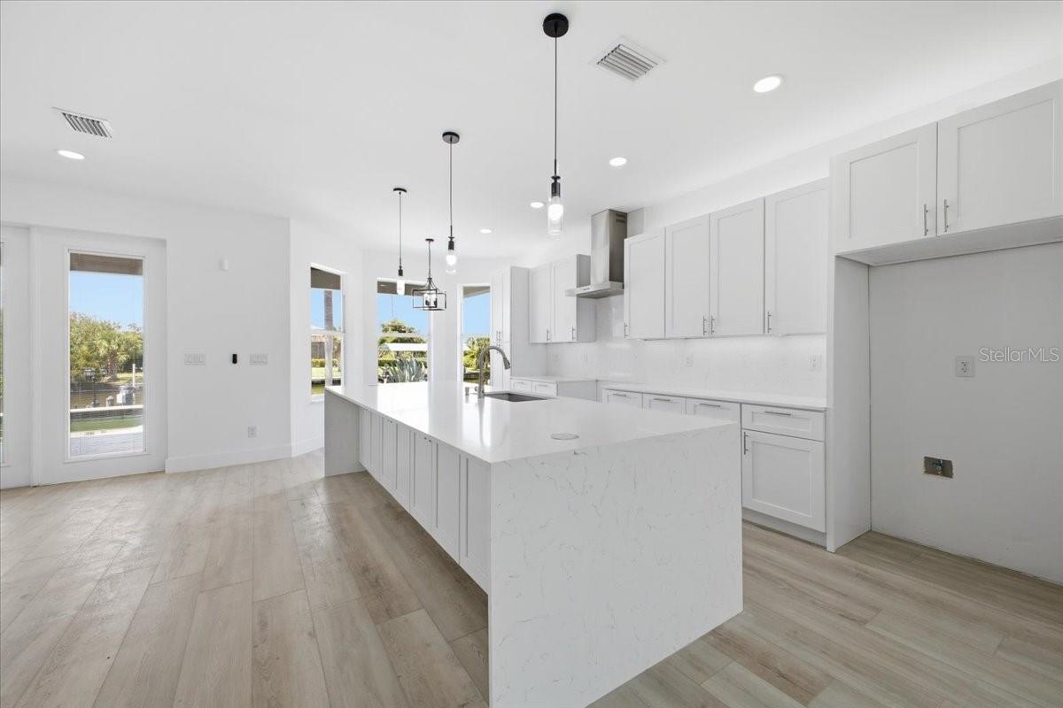 15408 MELPORT CIR, PORT CHARLOTTE, FL — photo 10