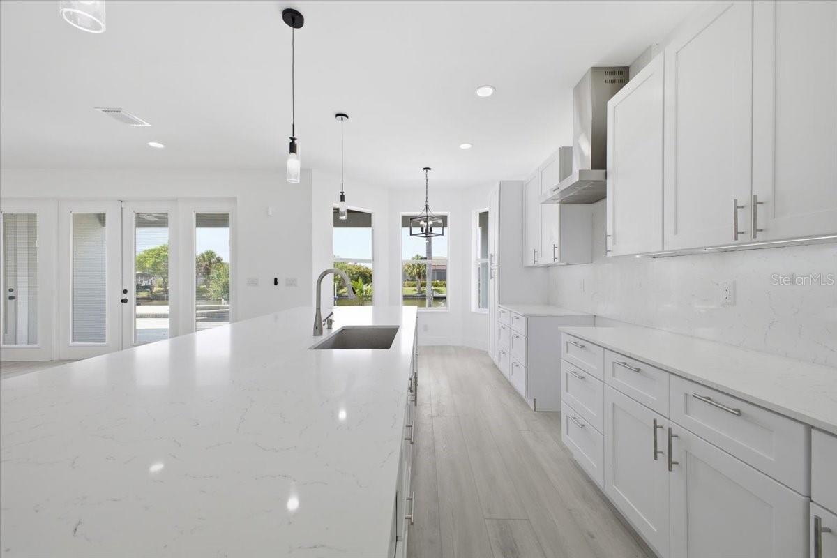 15408 MELPORT CIR, PORT CHARLOTTE, FL — photo 11