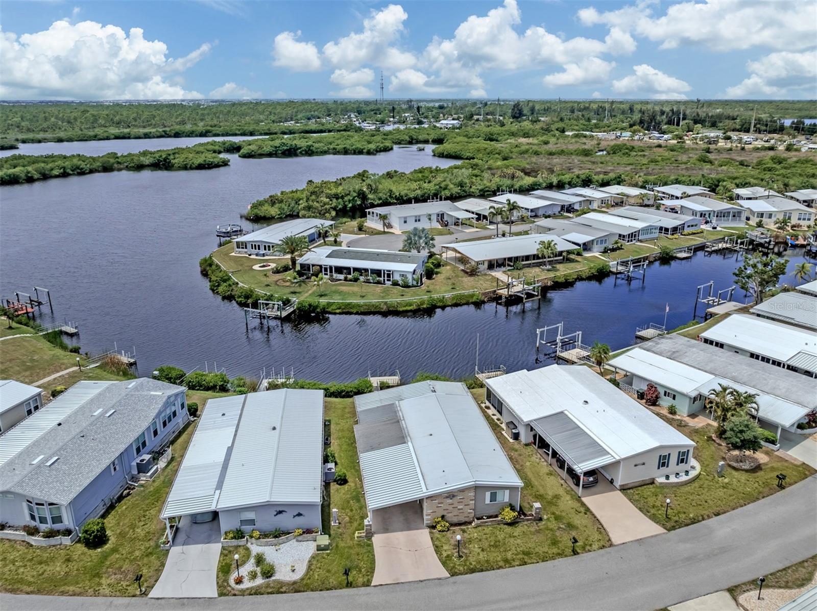 132 MARTINIQUE RD, NORTH PORT, FL — photo 36