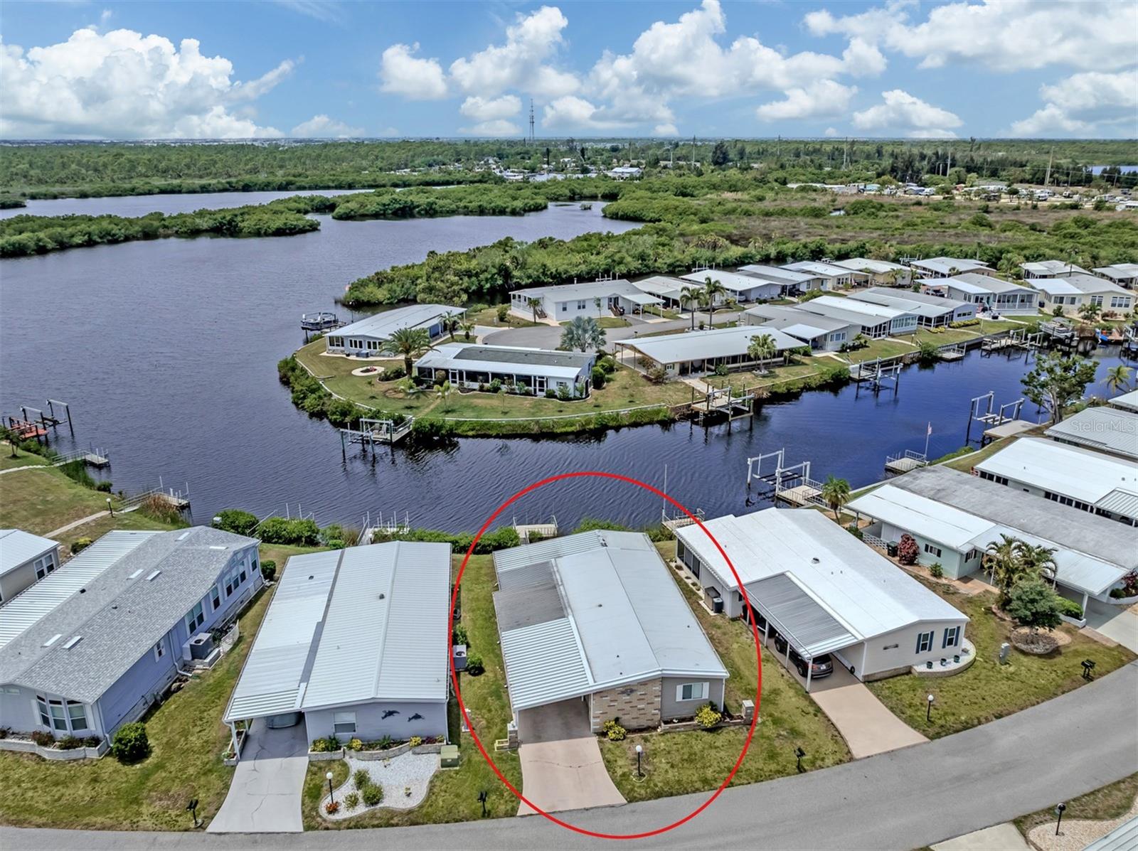 132 MARTINIQUE RD, NORTH PORT, FL — photo 37