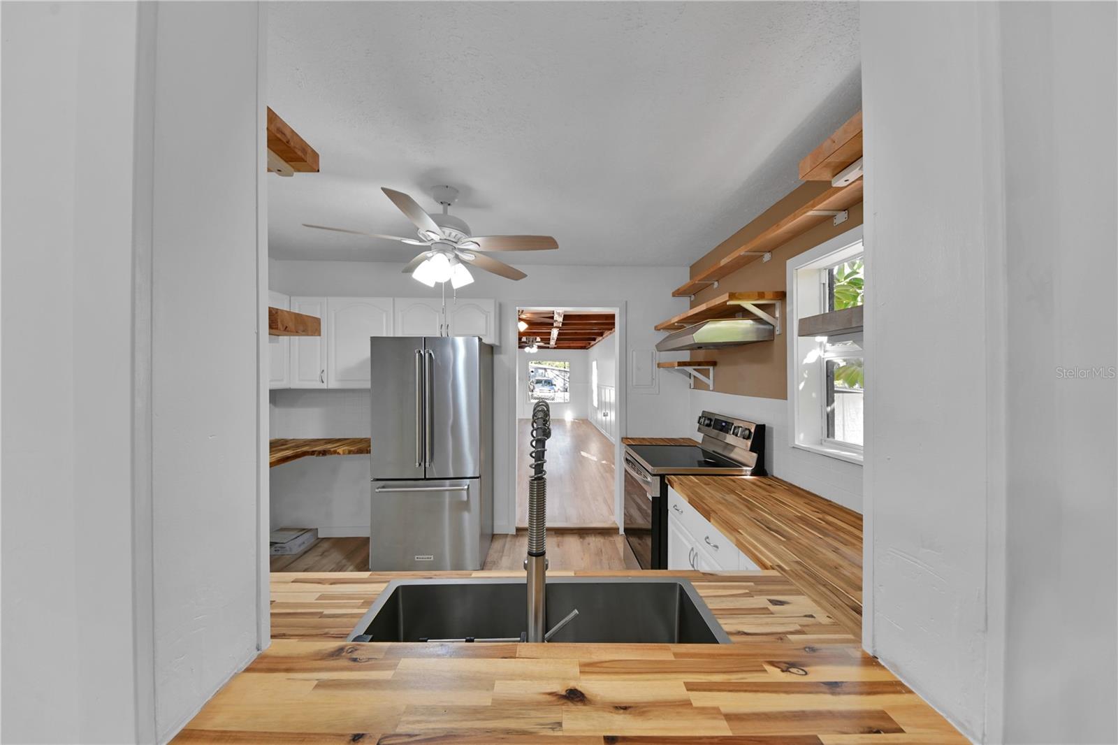 3203 E 38TH AVE, TAMPA, FL — photo 37