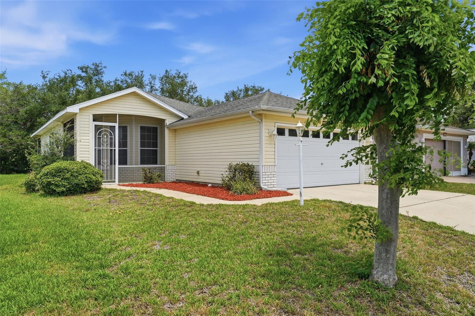 4962 RAINBOW TROUT RD, TAVARES, FL