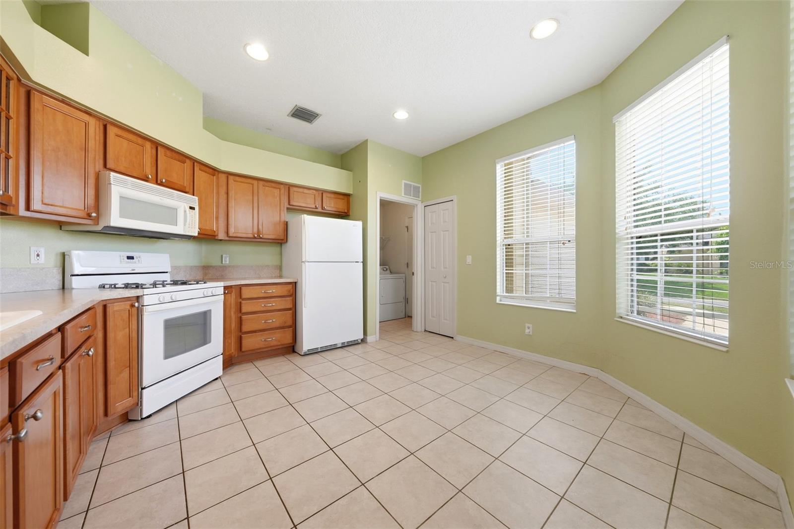 4962 RAINBOW TROUT RD, TAVARES, FL — photo 11