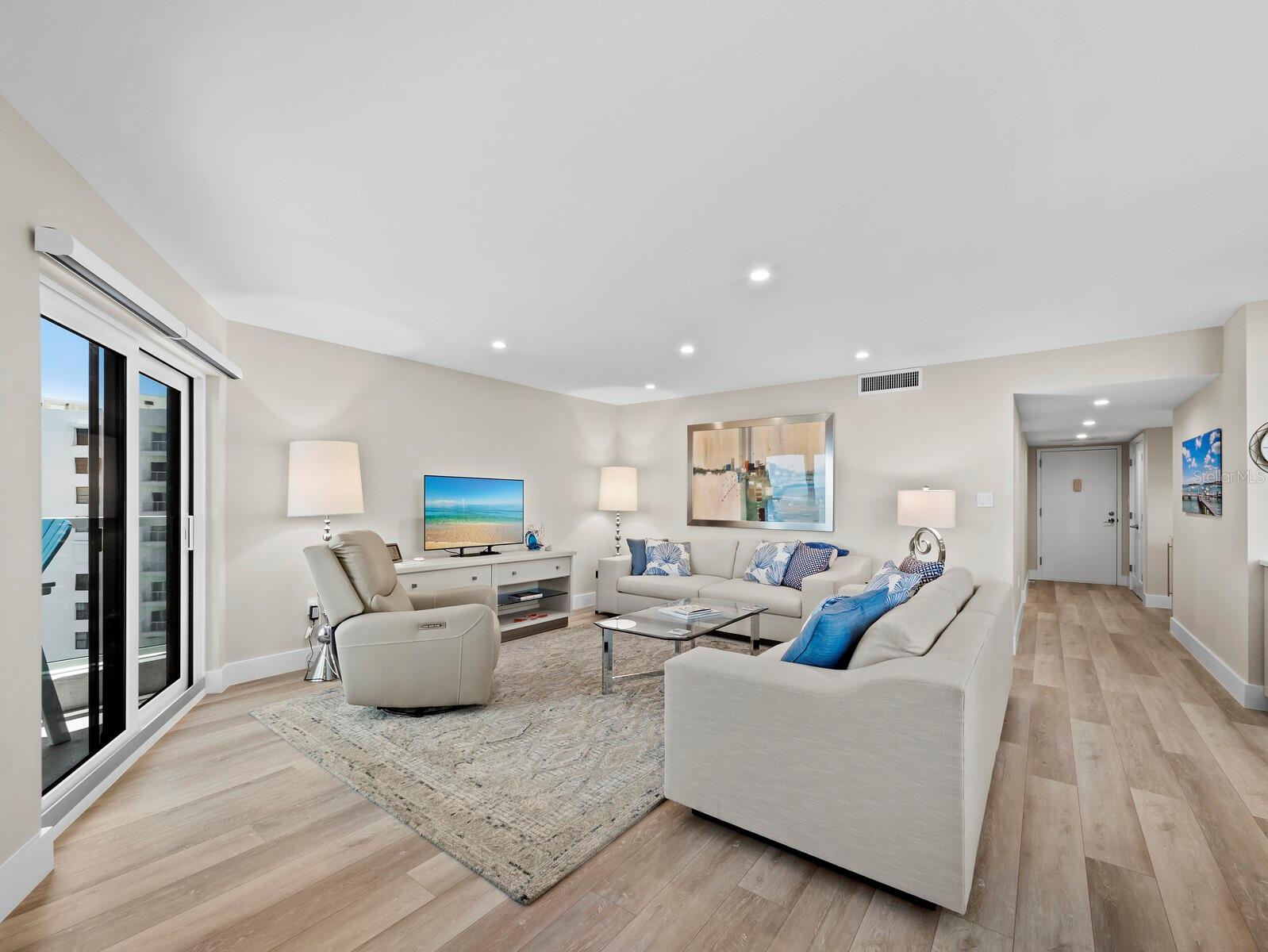 1050 LONGBOAT CLUB RD #903, LONGBOAT KEY, FL — photo 3