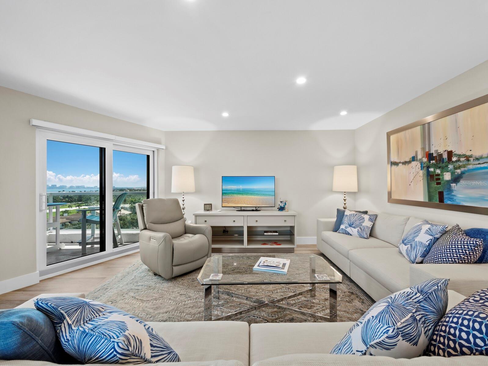 1050 LONGBOAT CLUB RD #903, LONGBOAT KEY, FL — photo 4