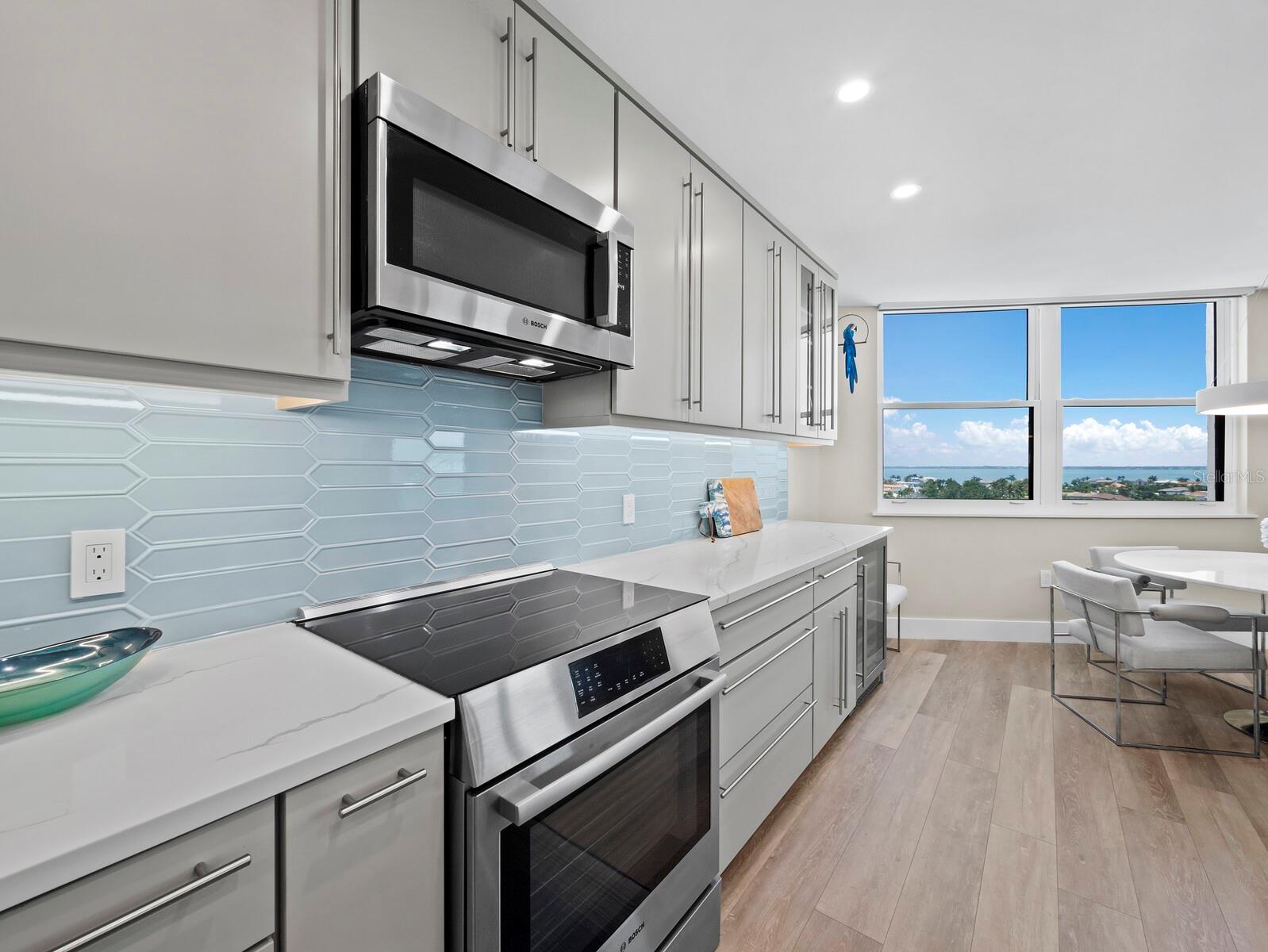 1050 LONGBOAT CLUB RD #903, LONGBOAT KEY, FL — photo 11