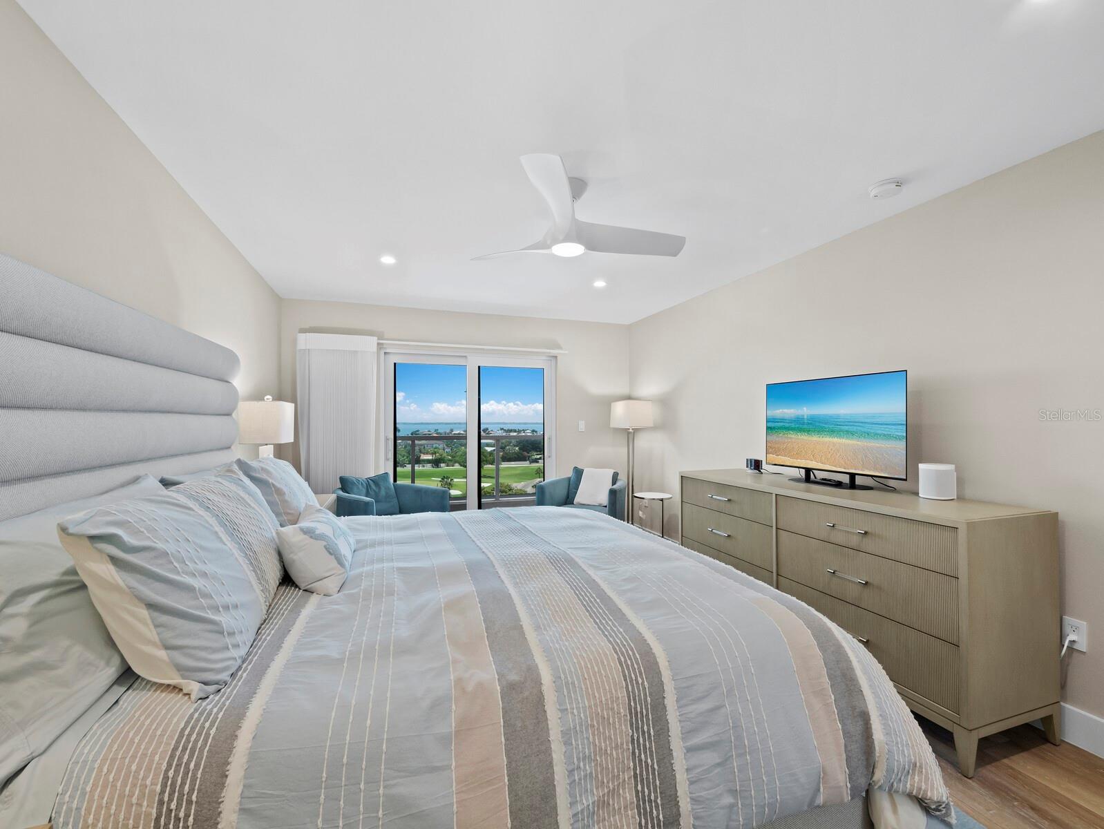 1050 LONGBOAT CLUB RD #903, LONGBOAT KEY, FL — photo 15